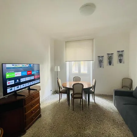 Antoni House San Giovanni Апартаменты